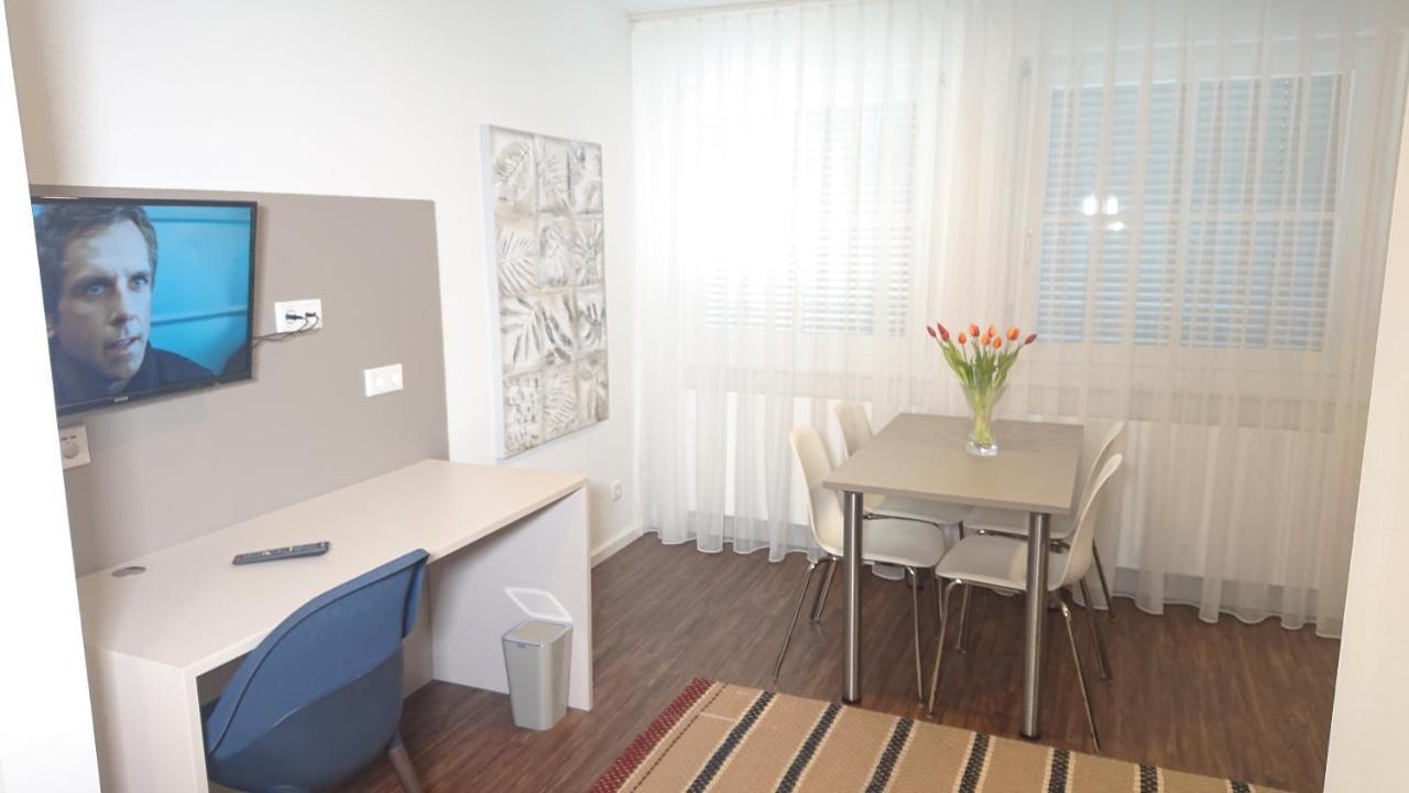 Apart-House Nuernberg Aparthotel Bagian luar foto