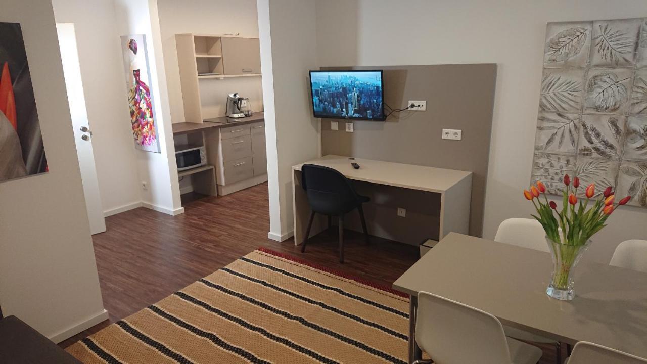 Apart-House Nuernberg Aparthotel Bagian luar foto